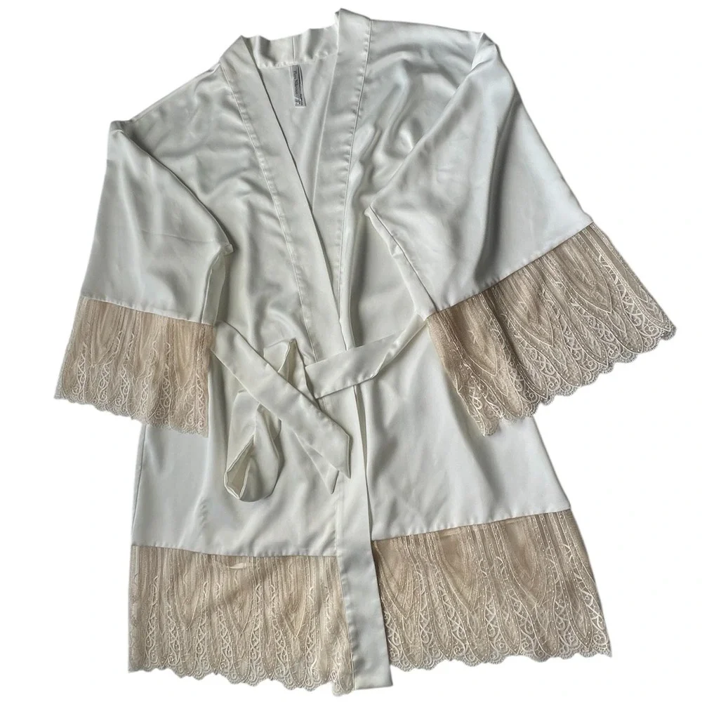 Flora Nikrooz Lace Satin Bridal Getting‎ Ready Robe XL Ivory Wedding